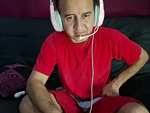 Snapshot of yazforeSolo chatting on 03/03/26, 01:28 yazforeSolo online show from 03/03/26, 01:28