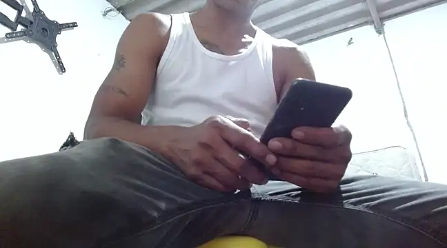 fernandez latinblackk online show from 03/17/25, 01:57