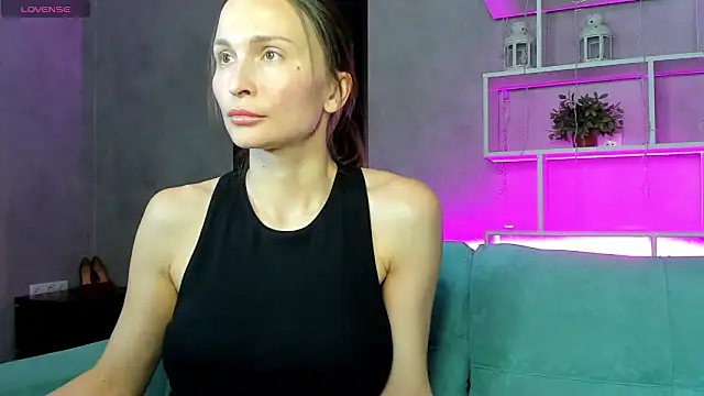 Beatrice Brice online show from 03/17/25, 08:18