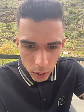 Snapshot of RicarBer chatting on 03/09/26, 01:59 RicarBer online show from 03/09/26, 01:59