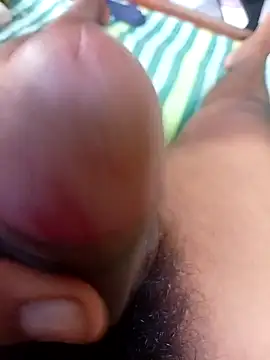 Snapshot of SizableCylinder chatting on 09/22/25, 09:00 SizableCylinder online show from 09/22/25, 09:00