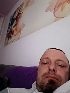 ich411983 online show from 09/23/25, 08:01