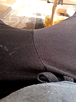 ich411983 online show from 11/12/25, 10:04