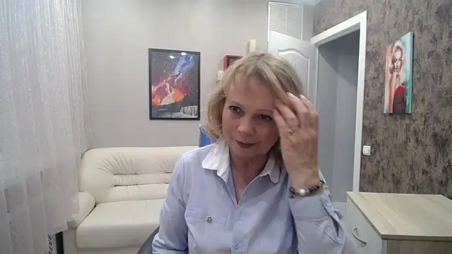 Milla Cutie18 online show from 01/15/25, 05:50