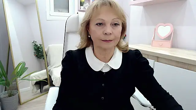 Milla Cutie18 online show from 03/03/25, 05:42