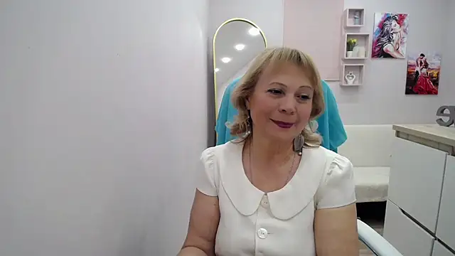 Snapshot of Milla_Cutie18 chatting on 02/03/26, 06:40 Milla Cutie18 online show from 02/03/26, 06:40