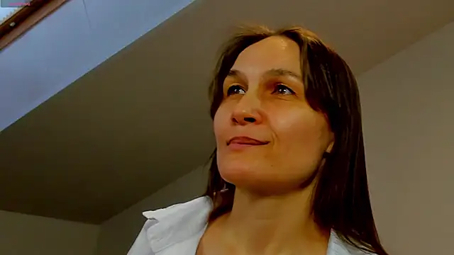 Lillian White online show from 02/13/25, 10:23