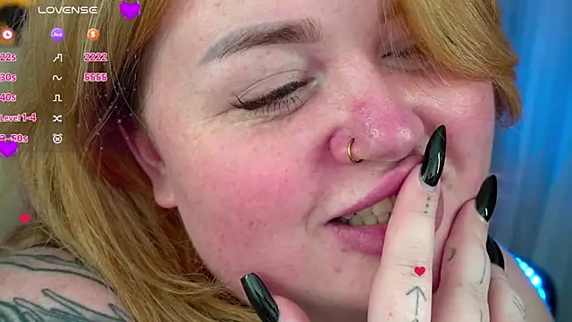 ZaraReignn online show from 02/06/25, 12:22