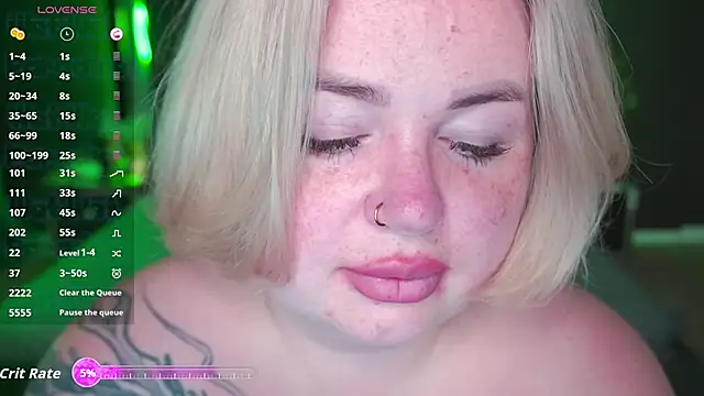 ZaraReignn online show from 09/21/25, 07:37