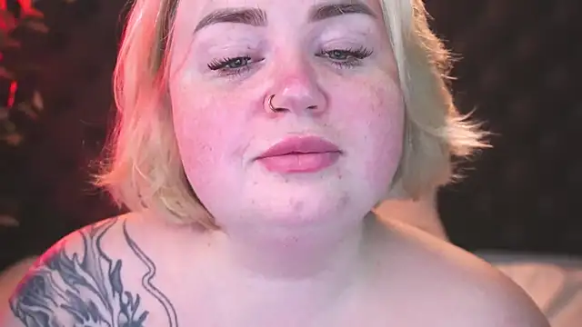 ZaraReignn online show from 11/09/25, 08:18