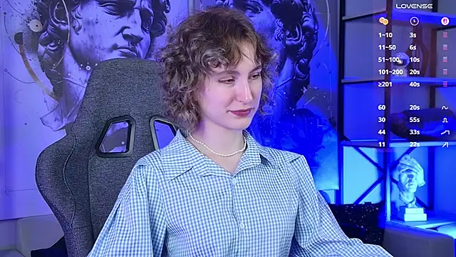 Snapshot of LuxRayi chatting on 02/07/26, 03:21 LuxRayi online show from 02/07/26, 03:21