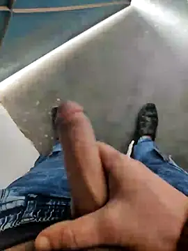 Snapshot of Masti441 chatting on 02/17/25, 07:15 Masti441 online show from 02/17/25, 07:15