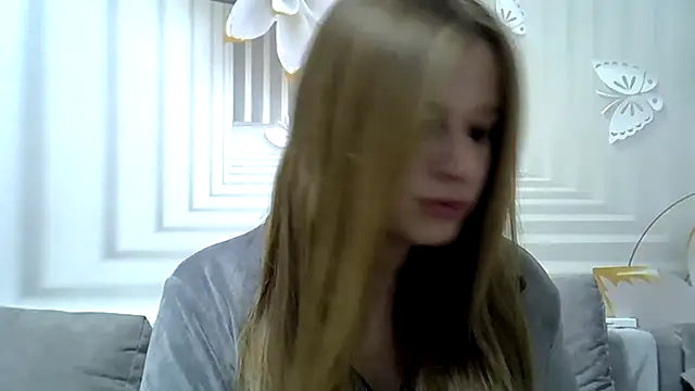 Snapshot of TinaFun4u chatting on 12/20/24, 09:28 TinaFun4u online show from 12/20/24, 09:28