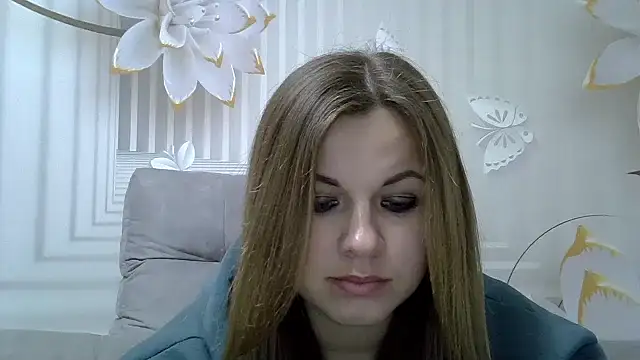Snapshot of TinaFun4u chatting on 02/10/25, 11:55 TinaFun4u online show from 02/10/25, 11:55