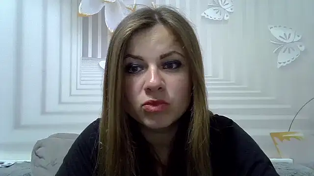 Snapshot of TinaFun4u chatting on 04/25/26, 08:06 TinaFun4u online show from 04/25/26, 08:06