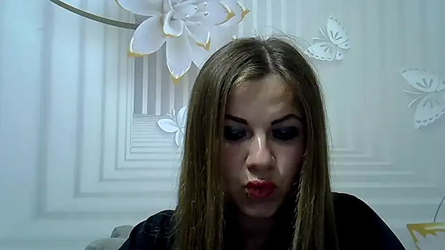 Snapshot of TinaFun4u chatting on 05/21/26, 10:17 TinaFun4u online show from 05/21/26, 10:17