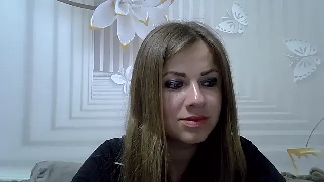 Snapshot of TinaFun4u chatting on 05/27/26, 08:28 TinaFun4u online show from 05/27/26, 08:28