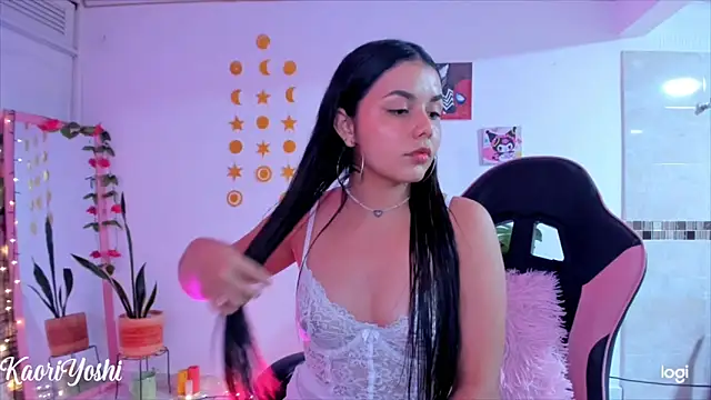 Kaoriyoshii online show from 09/21/25, 10:11