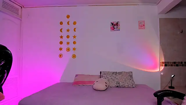 Kaoriyoshii online show from 11/21/25, 03:49