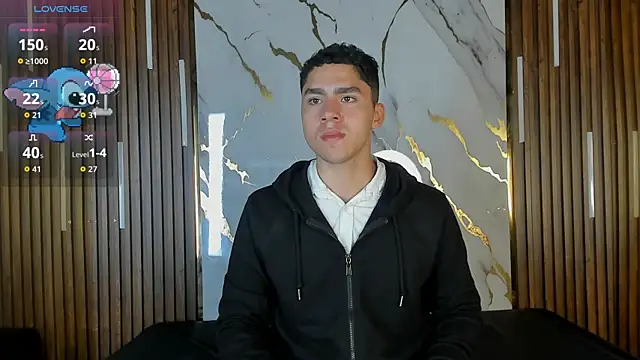 Snapshot of LiamNovak chatting on 11/20/25, 12:05 LiamNovak online show from 11/20/25, 12:05