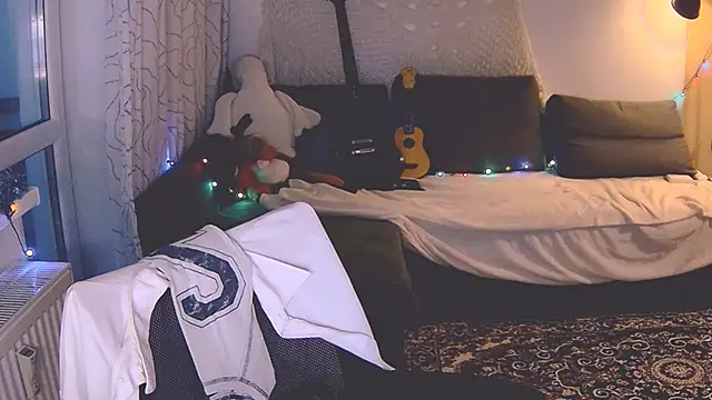 KatiKate online show from 12/16/24, 01:22