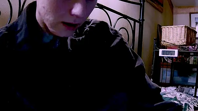 KatiKate online show from 01/20/25, 10:59