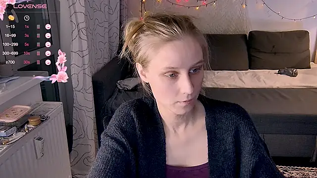 KatiKate online show from 02/08/25, 08:10