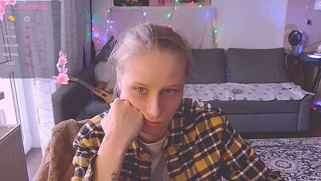 KatiKate online show from 03/09/25, 02:54