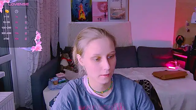 KatiKate online show from 03/13/25, 10:21