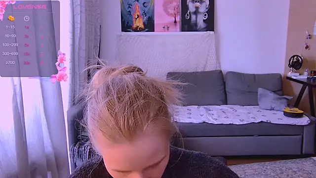 KatiKate online show from 03/19/25, 01:51