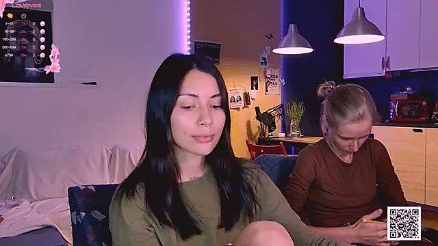 KatiKate online show from 09/10/25, 10:43