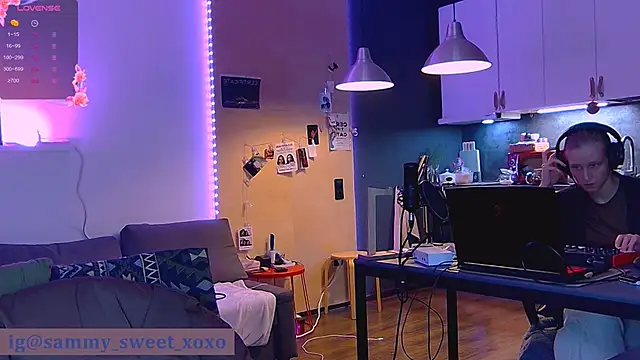 KatiKate online show from 09/16/25, 04:41