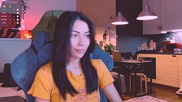 KatiKate online show from 10/27/25, 06:12