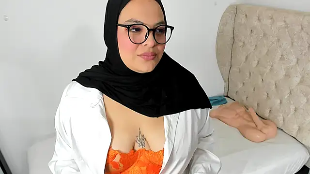 Snapshot of Mistyboobs chatting on 10/03/25, 10:34 Mistyboobs online show from 10/03/25, 10:34