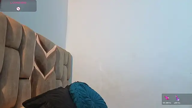 Snapshot of KloheCurvy chatting on 01/13/26, 03:06 KloheCurvy online show from 01/13/26, 03:06