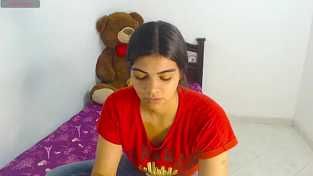 Snapshot of Pocahontas_Princess_ chatting on 12/11/24, 10:06 Pocahontas Princess online show from 12/11/24, 10:06