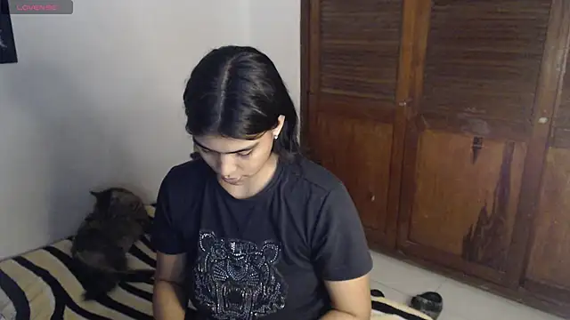 Pocahontas Princess  online show from 12/15/25, 05:34