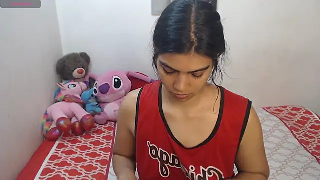 Snapshot of Pocahontas_Princess_ chatting on 05/05/26, 02:47 Pocahontas Princess online show from 05/05/26, 02:47