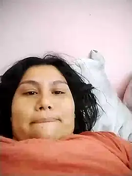 Snapshot of Marilin_Jessie chatting on 01/15/25, 01:20 Marilin Jessie online show from 01/15/25, 01:20