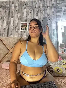 Violetrousse online show from 05/08/26, 06:57