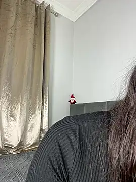 Snapshot of Meryem_Queen chatting on 03/27/26, 11:15 Meryem Queen online show from 03/27/26, 11:15