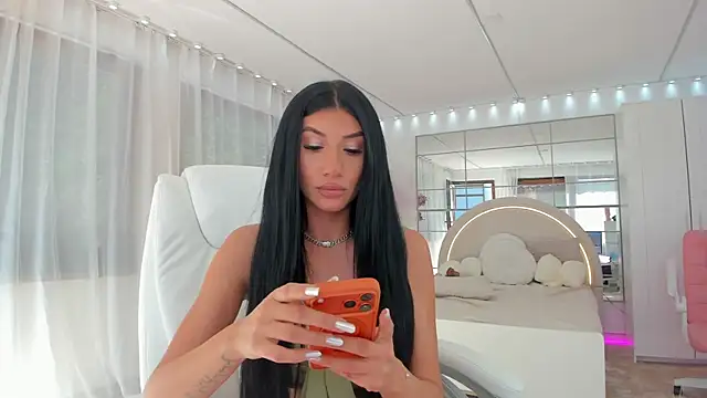 missdiamond  online show from 06/11/26, 06:33