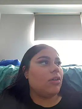 alissonfernandez  online show from 01/29/25, 05:24