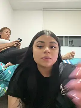 alissonfernandez  online show from 01/30/25, 02:38