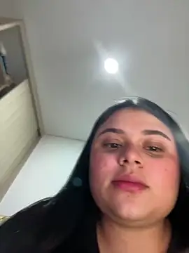 alissonfernandez  online show from 02/16/25, 01:14