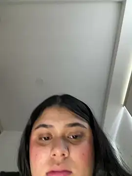 alissonfernandez  online show from 02/16/25, 07:16