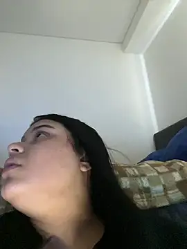 alissonfernandez  online show from 02/20/25, 09:53