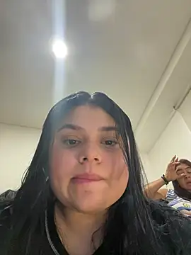 alissonfernandez  online show from 02/21/25, 11:44