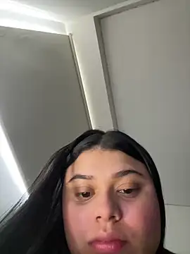 alissonfernandez  online show from 03/20/25, 12:53