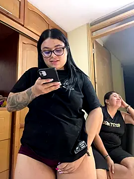 alissonfernandez  online show from 10/16/25, 11:50